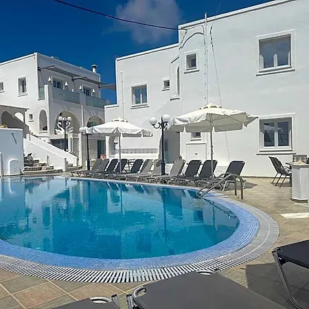 Hellas 2* Fira (Santorini)